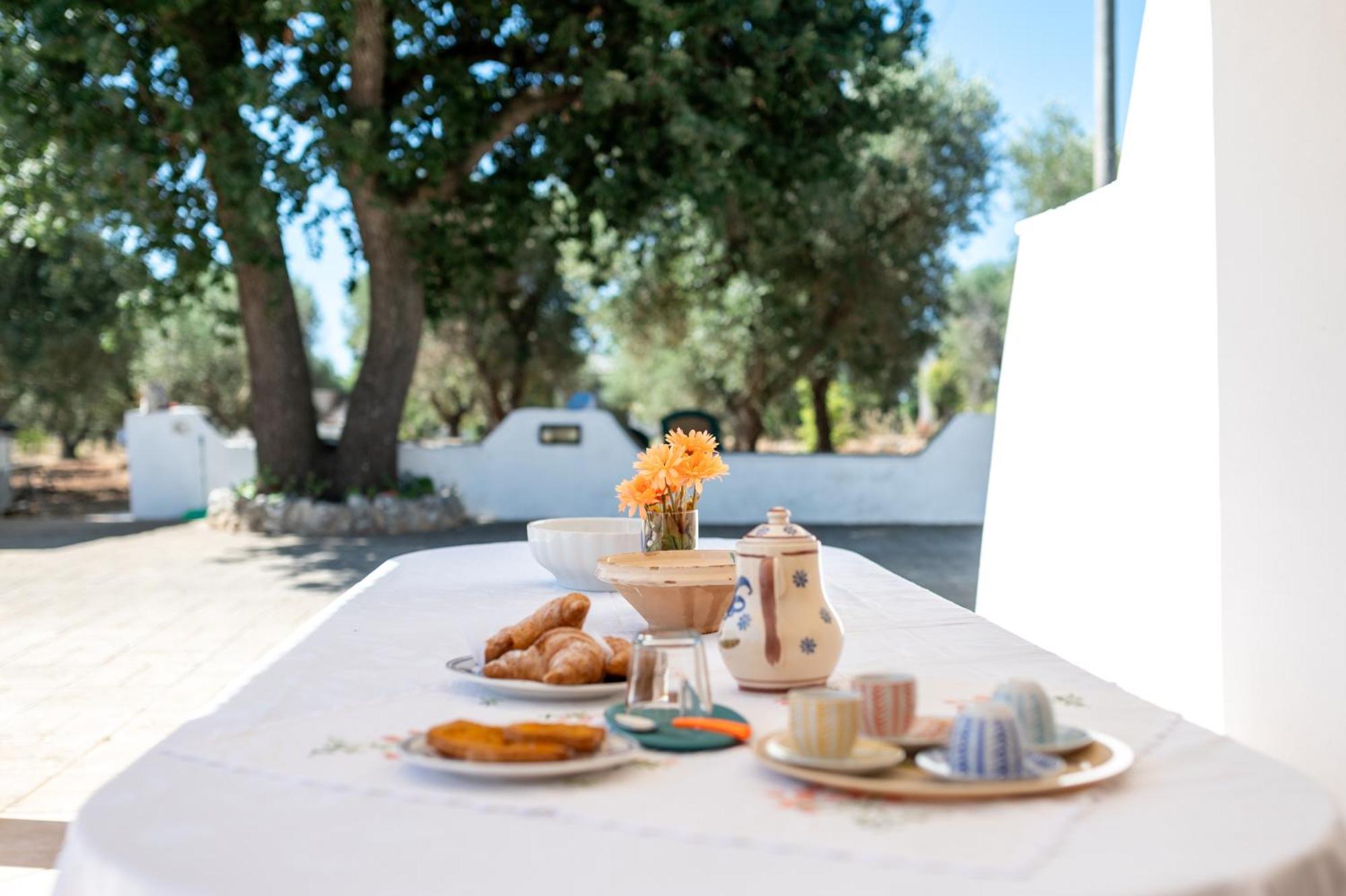 Trullo La Quercia Villa Ostuni Eksteriør billede