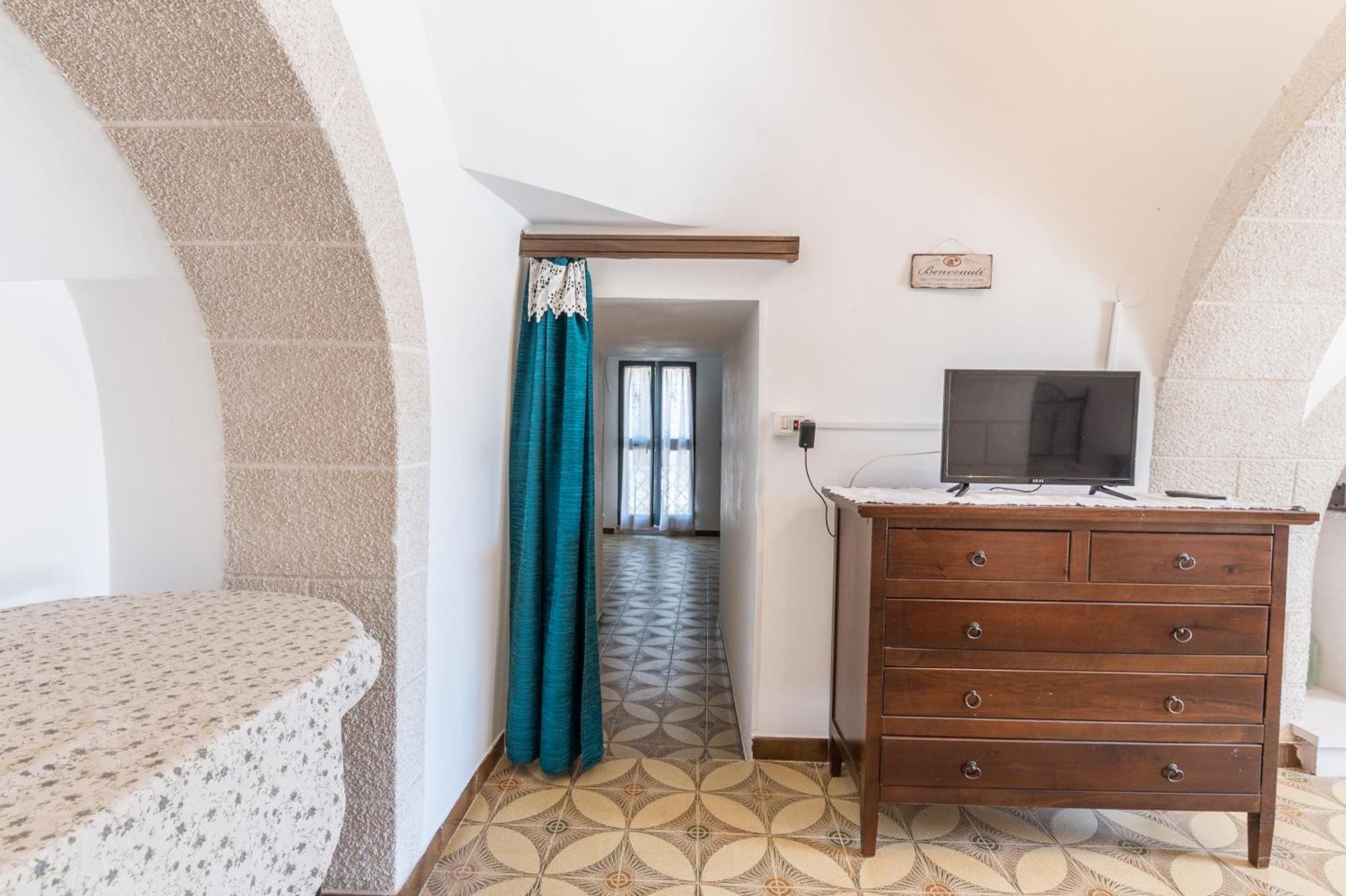 Trullo La Quercia Villa Ostuni Eksteriør billede
