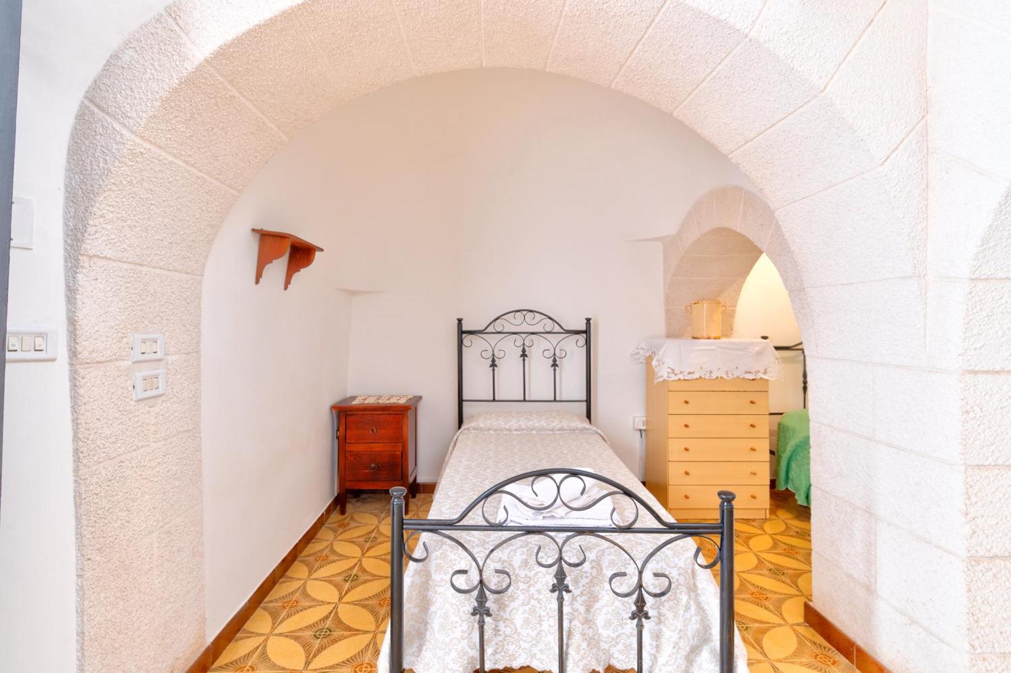 Trullo La Quercia Villa Ostuni Eksteriør billede